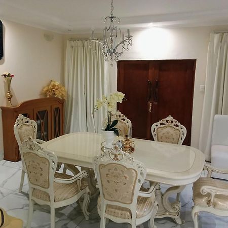 The Classic House B&B มันซีนี ภายนอก รูปภาพ