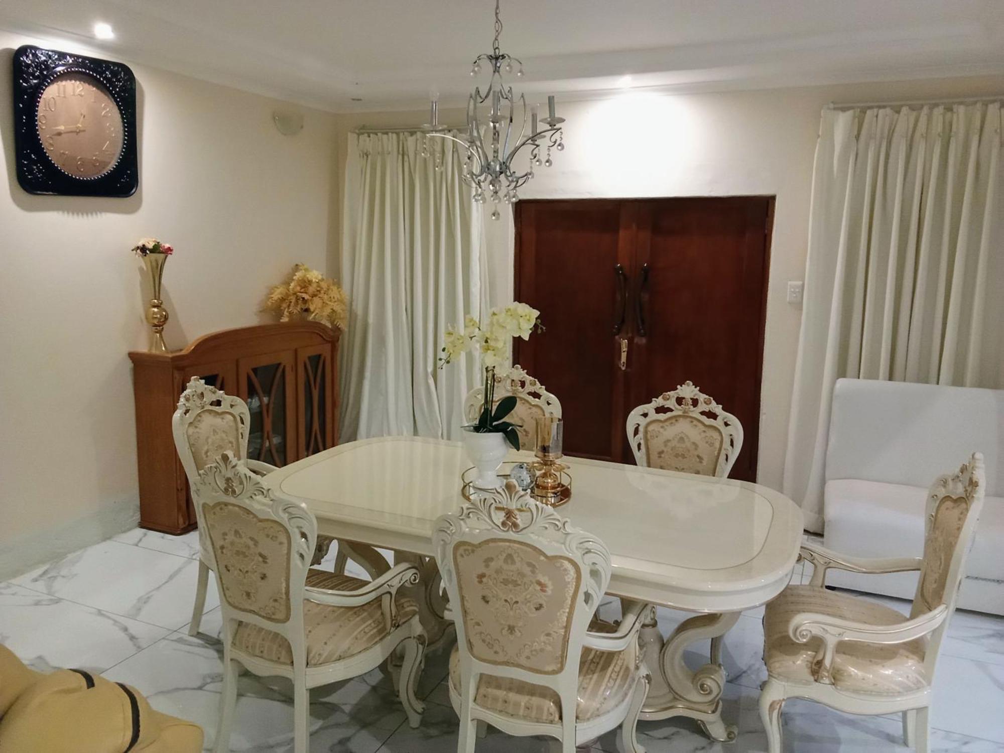 The Classic House B&B มันซีนี ภายนอก รูปภาพ